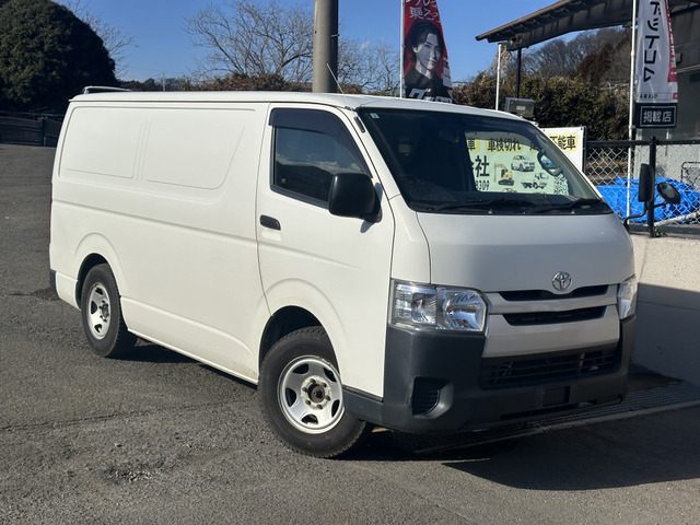 トヨタ ハイエースバン 