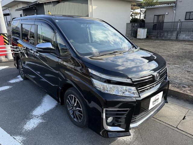 トヨタ ヴォクシー 