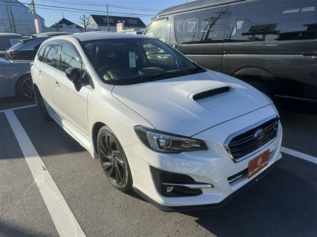 スバル レヴォーグ 