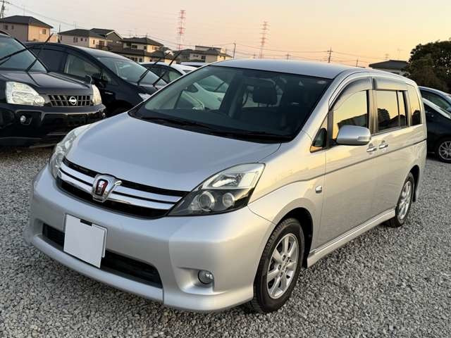 トヨタ アイシス 