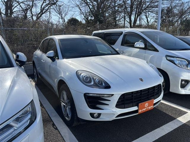 ポルシェ マカン 