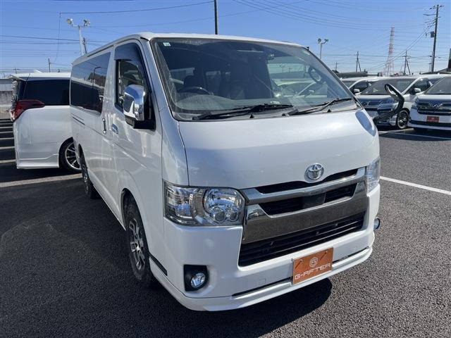 トヨタ ハイエースバン 