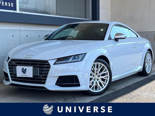アウディ TTSクーペ 