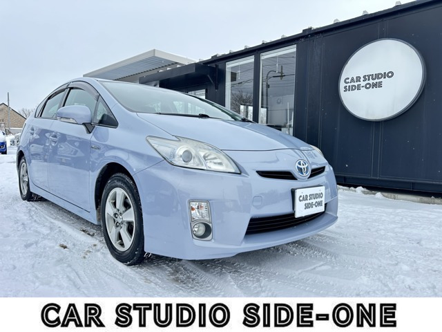 トヨタ プリウス 