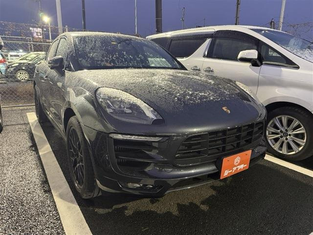 ポルシェ マカン 