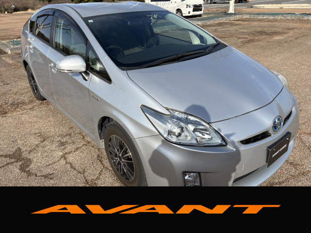 トヨタ プリウス 