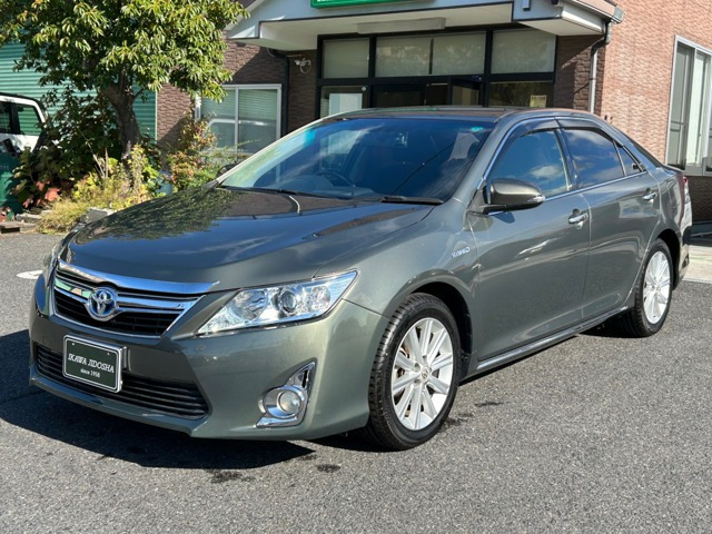 トヨタ カムリハイブリッド 