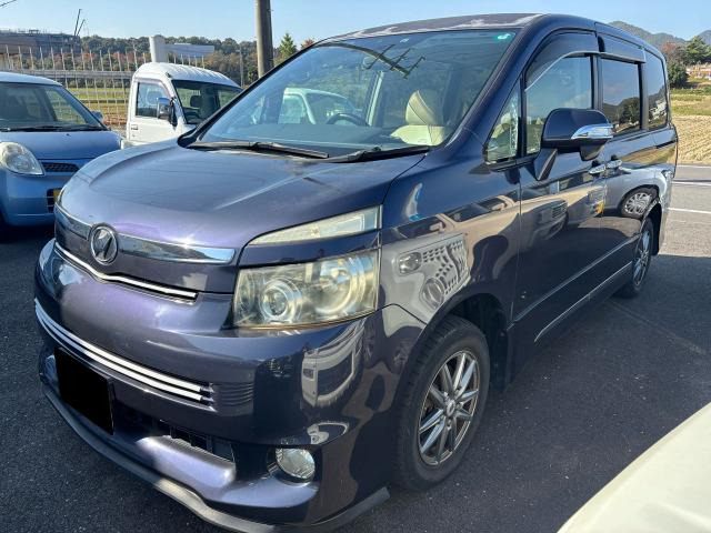 トヨタ ヴォクシー 