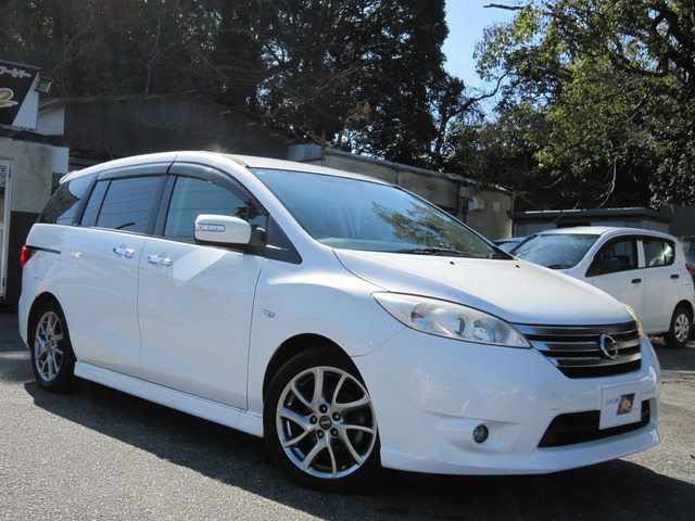 日産 ラフェスタハイウェイスター 