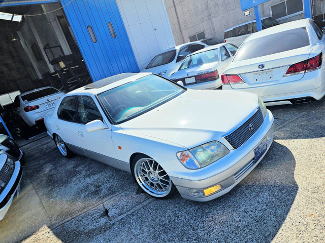 トヨタ セルシオ 