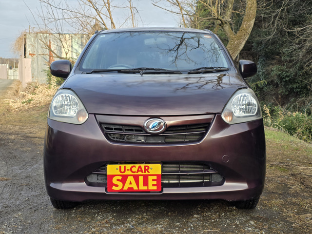 ダイハツ ミライース 