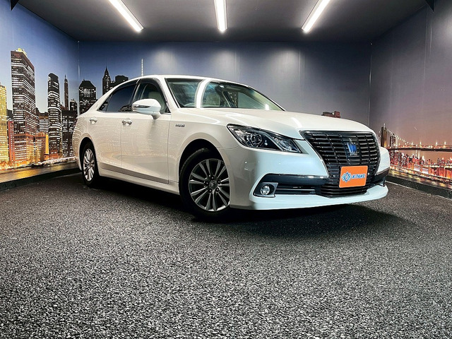 トヨタ クラウン 