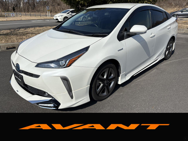 トヨタ プリウス 