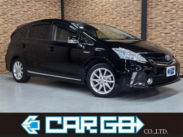 トヨタ プリウスα 