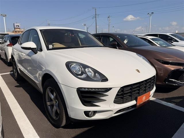 ポルシェ マカン 