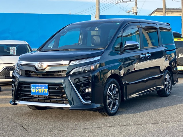 トヨタ ヴォクシー 