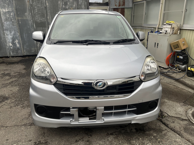 ダイハツ ミライース 