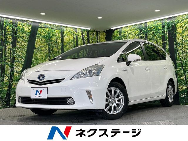 トヨタ プリウスα 