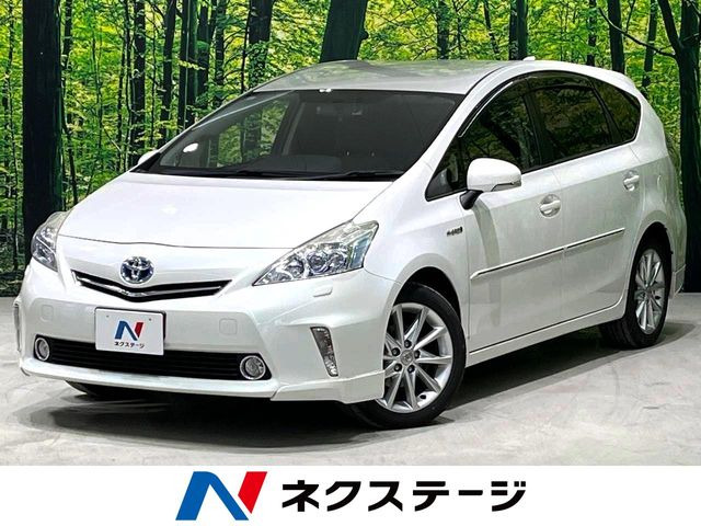 トヨタ プリウスα 