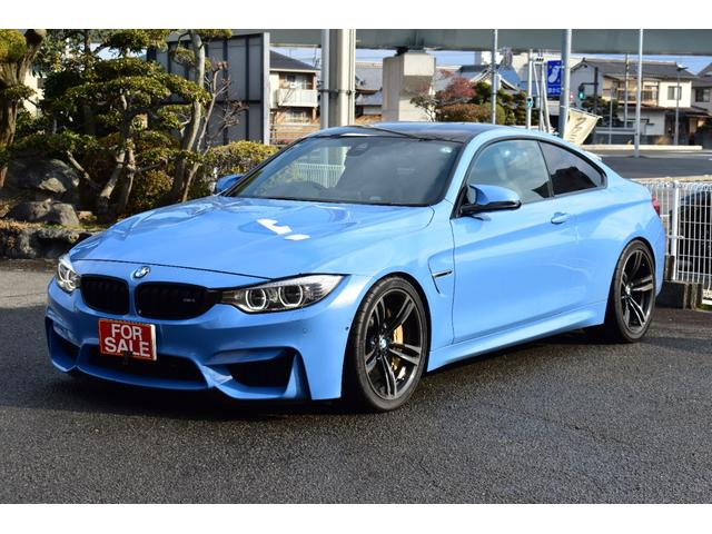BMW M4クーペ 