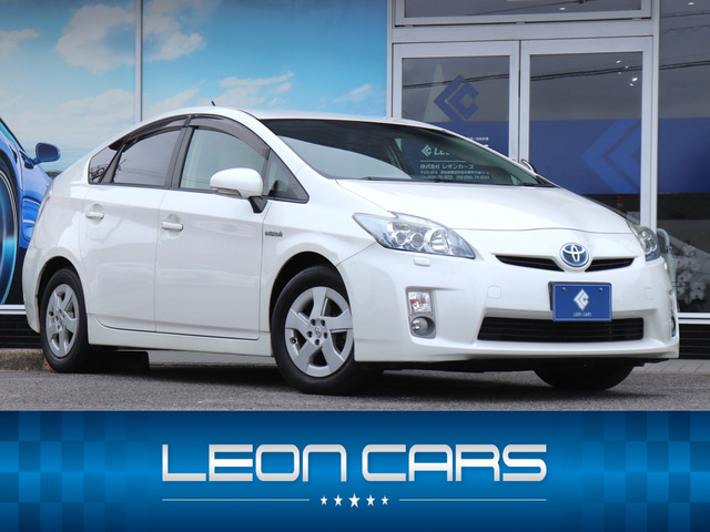 トヨタ プリウス 