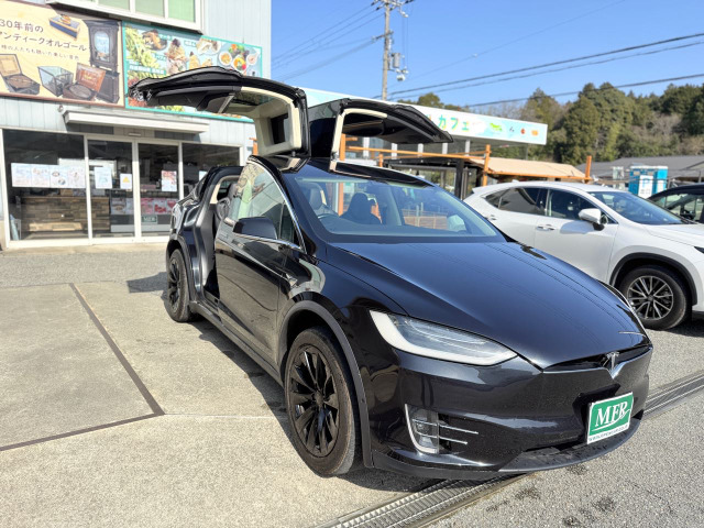 テスラ モデルX 