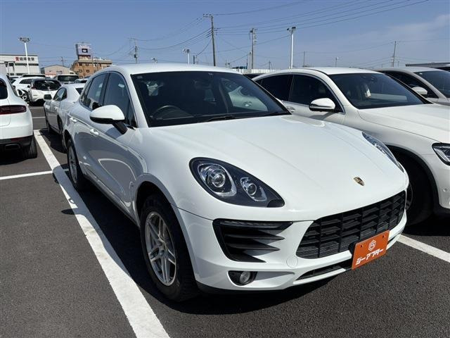 ポルシェ マカン 