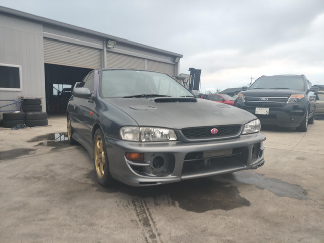 スバル インプレッサクーペ 