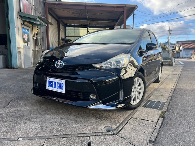トヨタ プリウスα 