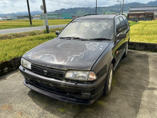 日産 アベニール 