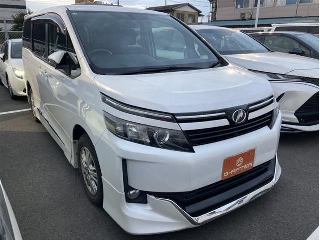 トヨタ ヴォクシー 