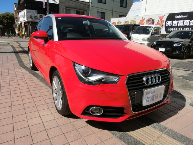アウディ A1 