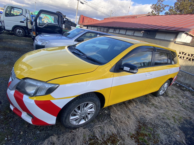 トヨタ カローラフィールダー 