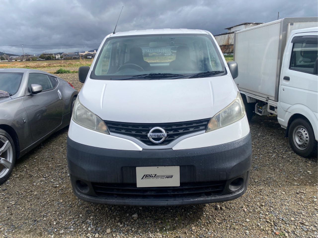 日産 NV200バネットバン 