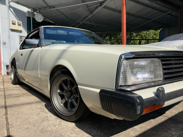 日産 スカイライン 