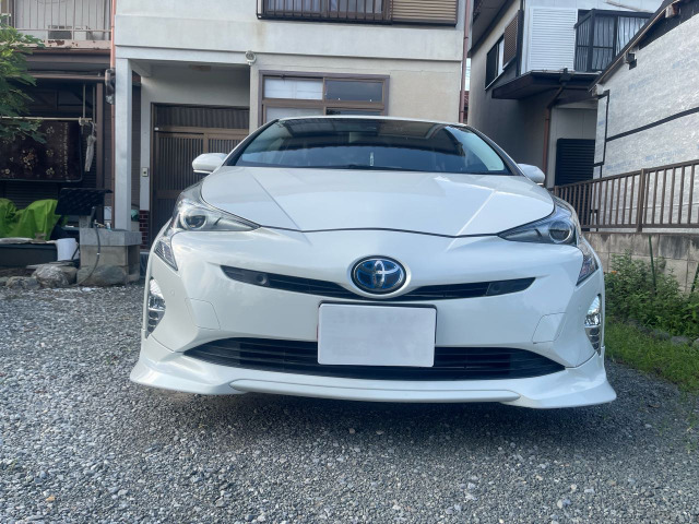 トヨタ プリウス 