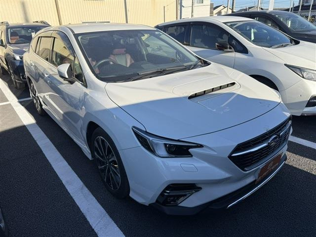 スバル レヴォーグ 