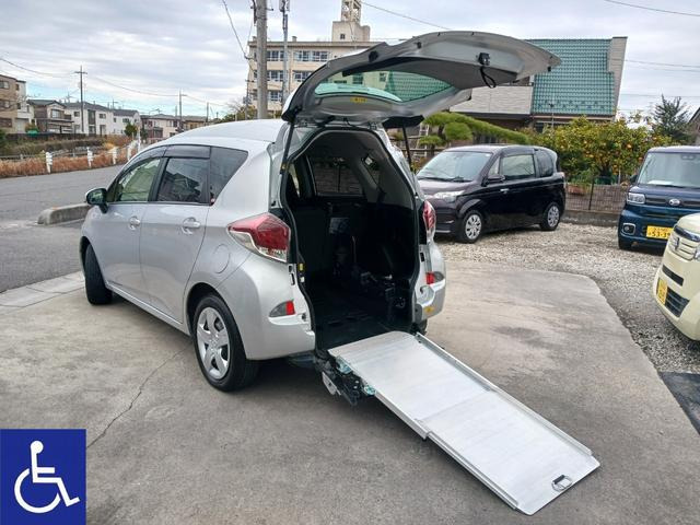 トヨタ ラクティス 