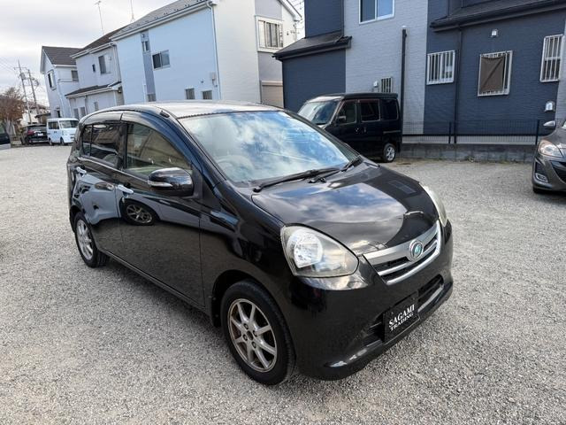 ダイハツ ミライース 