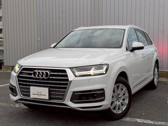 アウディ Q7 