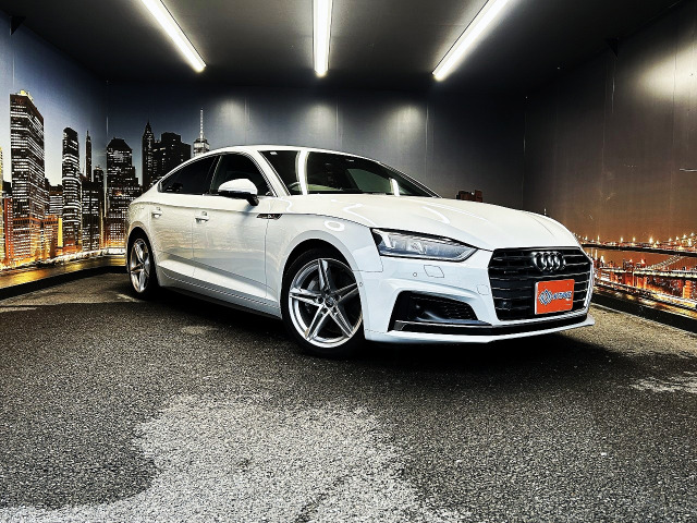 アウディ A5スポーツバック 