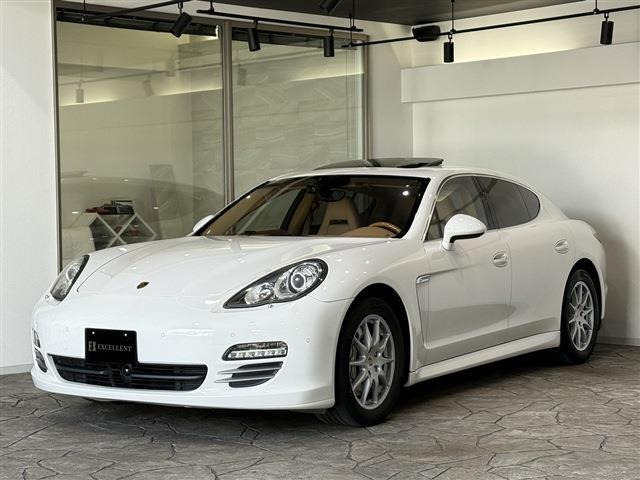 ポルシェ パナメーラ 