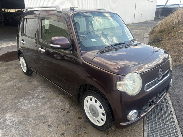 ダイハツ ミラココア 