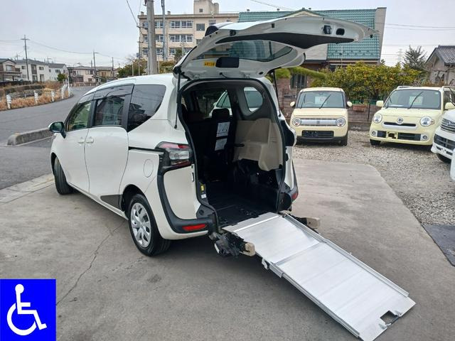 トヨタ シエンタ 