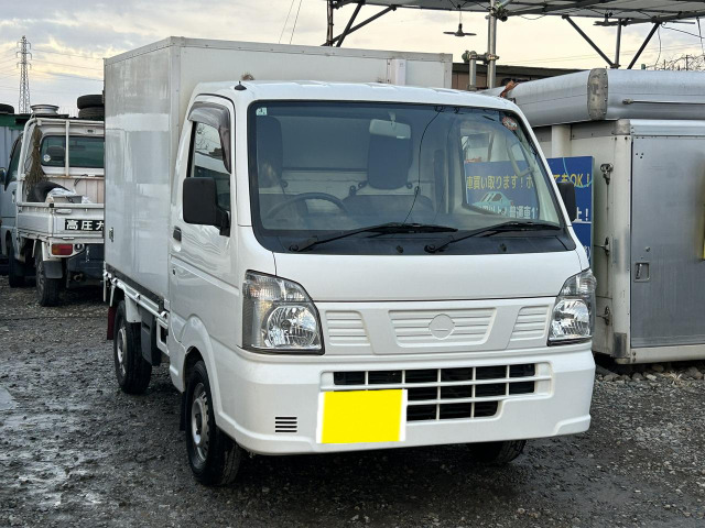 日産 NT100クリッパー 