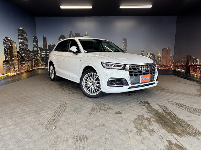 アウディ Q5 