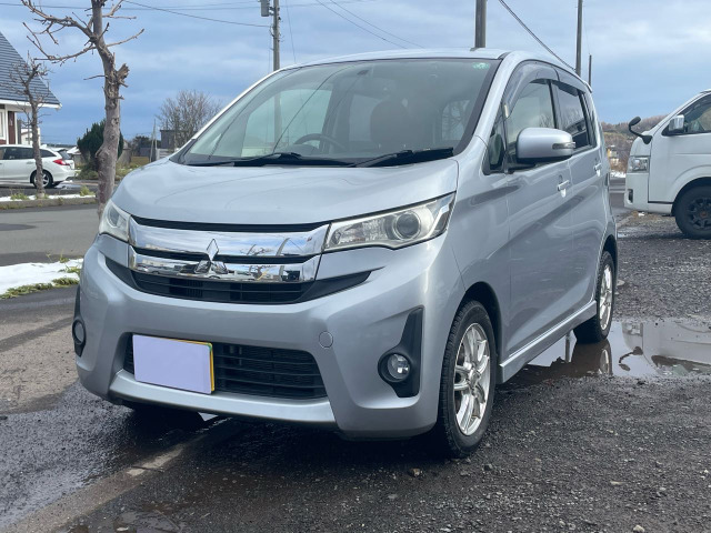 三菱 eKカスタム 