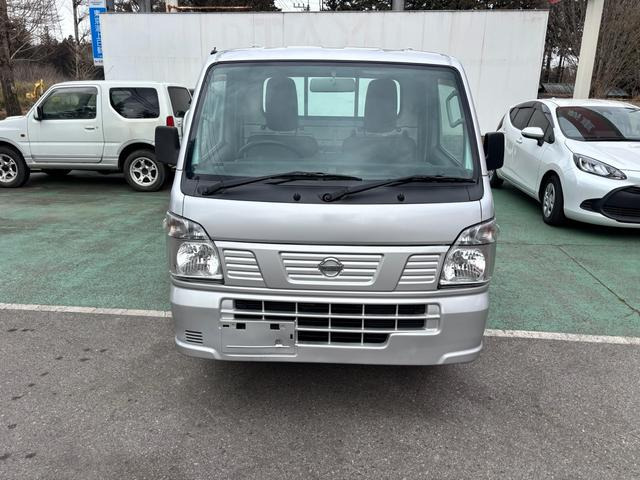 日産 NT100クリッパー 