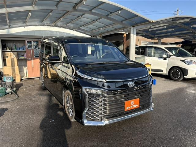 トヨタ ヴォクシー 