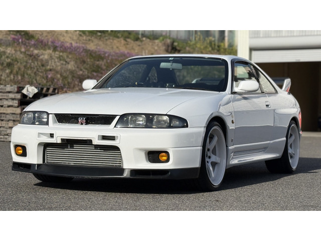 日産 スカイラインGT-R 